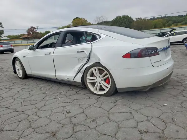 5YJSA1E2XGF128909 — 2016 Tesla Model S, фото 2 с аукциона Copart, Боковая часть