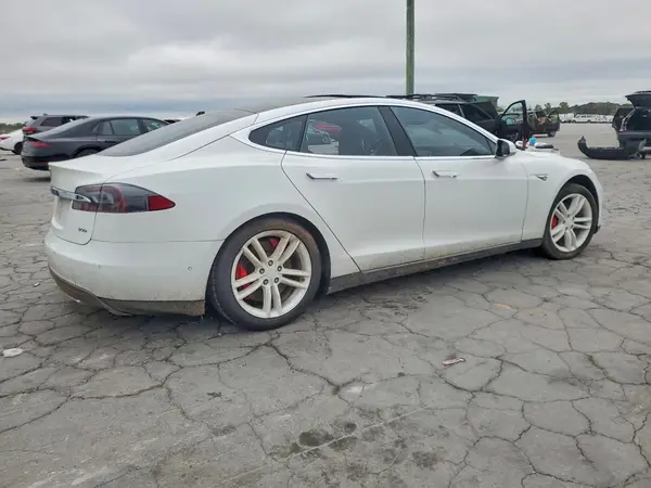 5YJSA1E2XGF128909 — 2016 Tesla Model S, фото 3 с аукциона Copart, Боковая часть