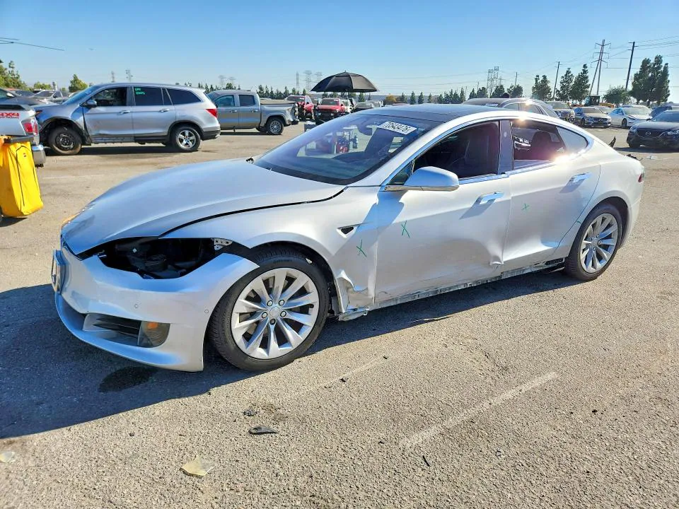 2016 Tesla MODEL S VIN 5YJSA1E16GF166659 фото 1