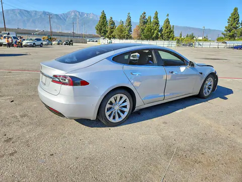 2016 Tesla MODEL S VIN 5YJSA1E16GF166659 фото 3