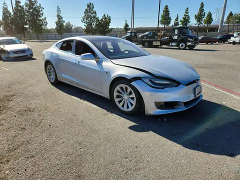 2016 Tesla MODEL S VIN 5YJSA1E16GF166659 фото 4