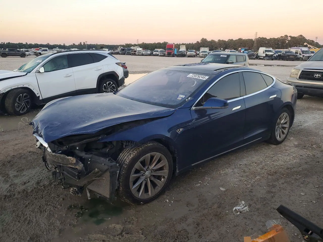 2016 Tesla Model S VIN 5YJSA1E15GF144331 фото 1