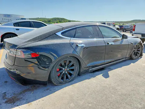 2017 TESLA MODEL S VIN 5YJSA1E27HF230301 фото 3