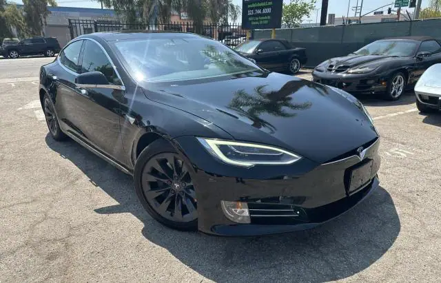 5YJSA1E27JF291279 — 2018 Tesla Model S, Подтопление (Water/Flood), фото до ремонта