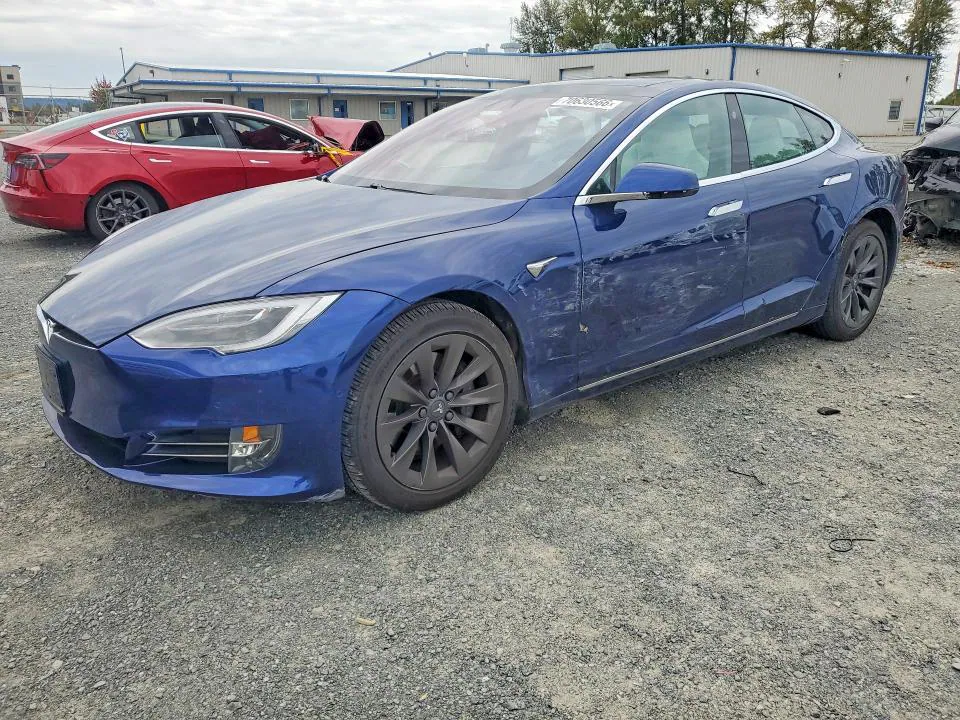 2018 Tesla MODEL S VIN 5YJSA1E22JF268699 фото 1