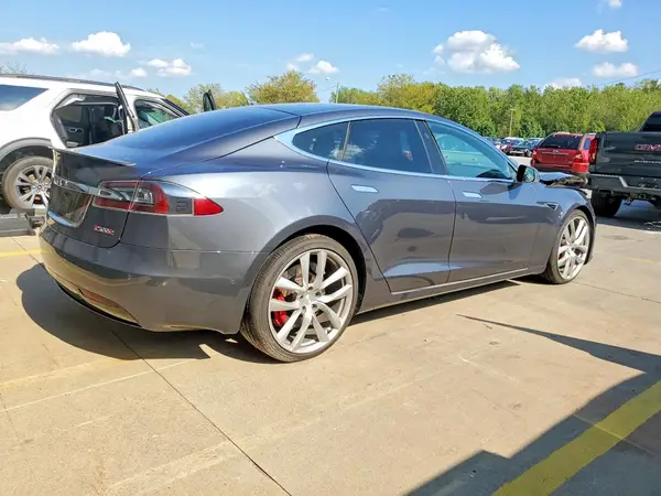 5YJSA1E44KF301110 — 2019 Tesla Model S, фото 3 с аукциона Copart, Передняя часть