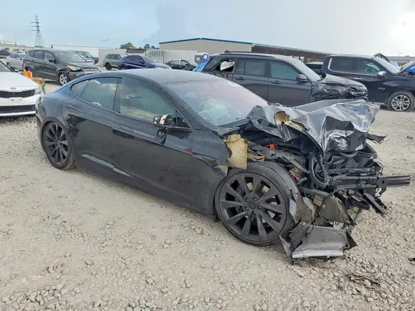 5YJSA1E25KF336687 — 2019 Tesla Model S, фото 4 с аукциона Copart, Передняя часть