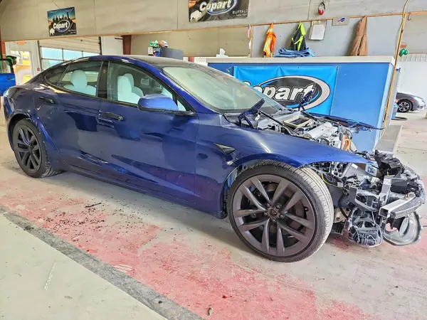 5YJSA1E59NF467460 — 2022 Tesla Model S, фото 4 с аукциона Copart, Передняя часть