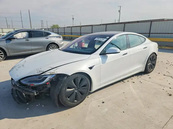 5YJSA1E50NF459277 — 2022 Tesla Model S, Боковая часть (Side), фото до ремонта