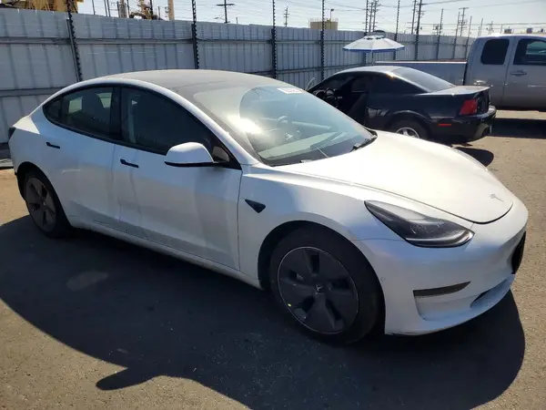 5YJ3E1EA8NF317247 — 2022 Tesla Model S, фото 4 с аукциона Copart, Задняя часть