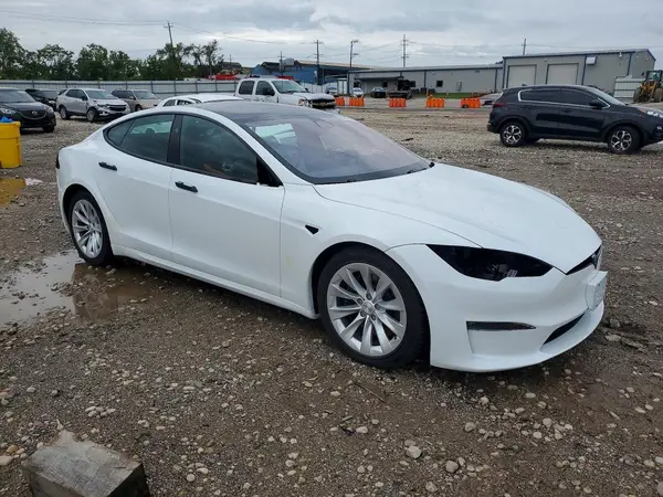 5YJSA1E5XPF522078 — 2023 Tesla Model S, фото 4 с аукциона Copart, Подтопление