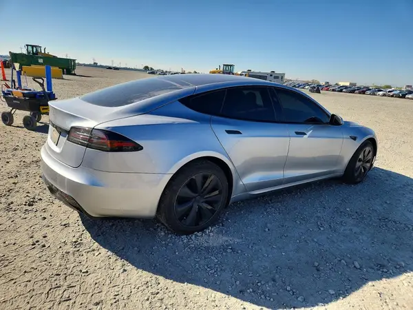 5YJSA1E52SF551390 — 2025 Tesla Model S, фото 3 с аукциона Copart, Град