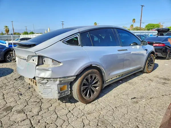 5YJXCDE28GF025909 — 2016 Tesla Model X, фото 3 с аукциона Copart, Задняя часть