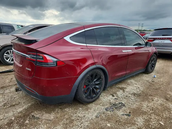 5YJXCBE42GFS00337 — 2016 Tesla Model X, фото 3 с аукциона Copart 13.10.2026, Передняя часть