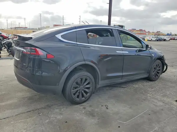 5YJXCBE20GF008087 — 2016 Tesla Model X, фото 3 с аукциона Copart 30.09.2026, Передняя часть