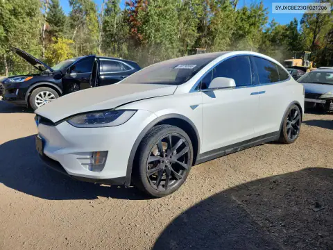 5YJXCBE23GF021206 — 2016 Tesla Model X, Задняя часть, фото до ремонта