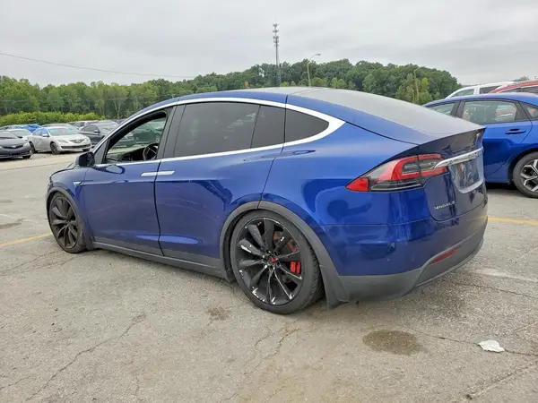 5YJXCAE47GFS00375 — 2016 Tesla Model X, фото 2 с аукциона Copart 08.10.2026, Передняя часть