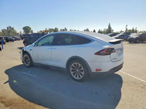 5YJXCDE24GF026166 — 2016 Tesla Model X, фото 2 с аукциона Copart 13.10.2026, Передняя часть