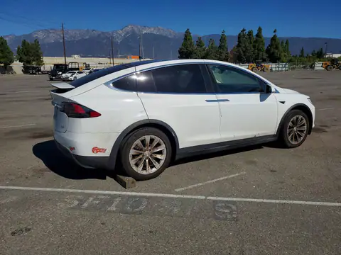 5YJXCDE24GF026166 — 2016 Tesla Model X, фото 3 с аукциона Copart 13.10.2026, Передняя часть
