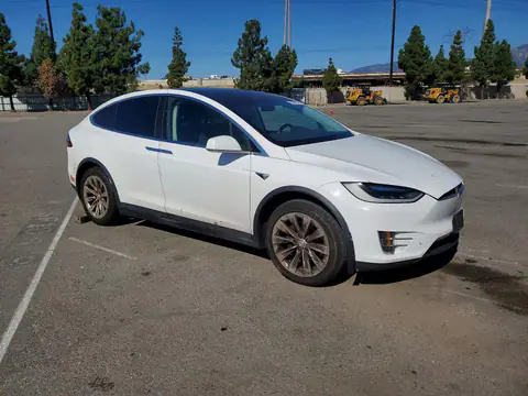5YJXCDE24GF026166 — 2016 Tesla Model X, фото 4 с аукциона Copart 13.10.2026, Передняя часть