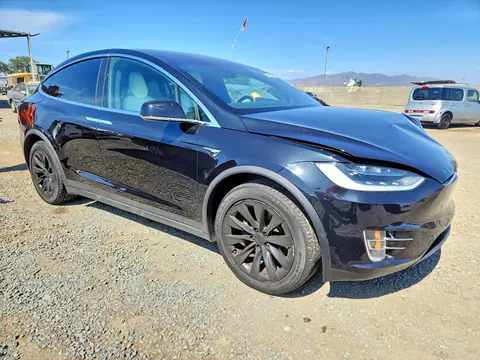 2017 Tesla MODEL X VIN 5YJXCAE25HF065882 фото 4