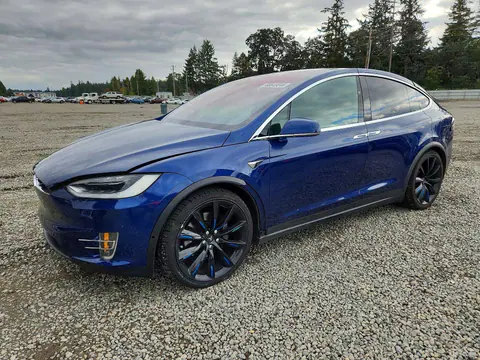 5YJXCAE26HF047682 — 2017 Tesla Model X, Задняя часть (Rear End), фото до ремонта