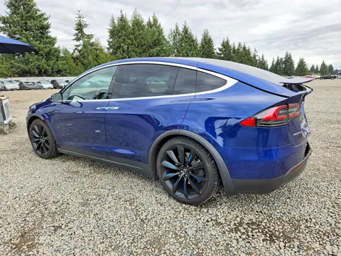 2017 Tesla MODEL X VIN 5YJXCAE26HF047682 фото 2