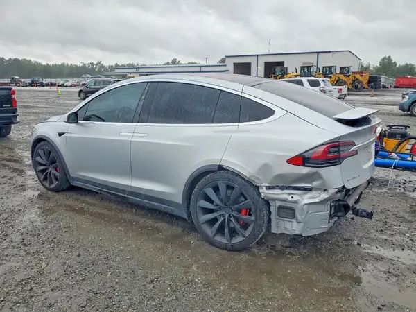2017 TESLA MODEL X VIN 5YJXCDE48HF056158 фото 2