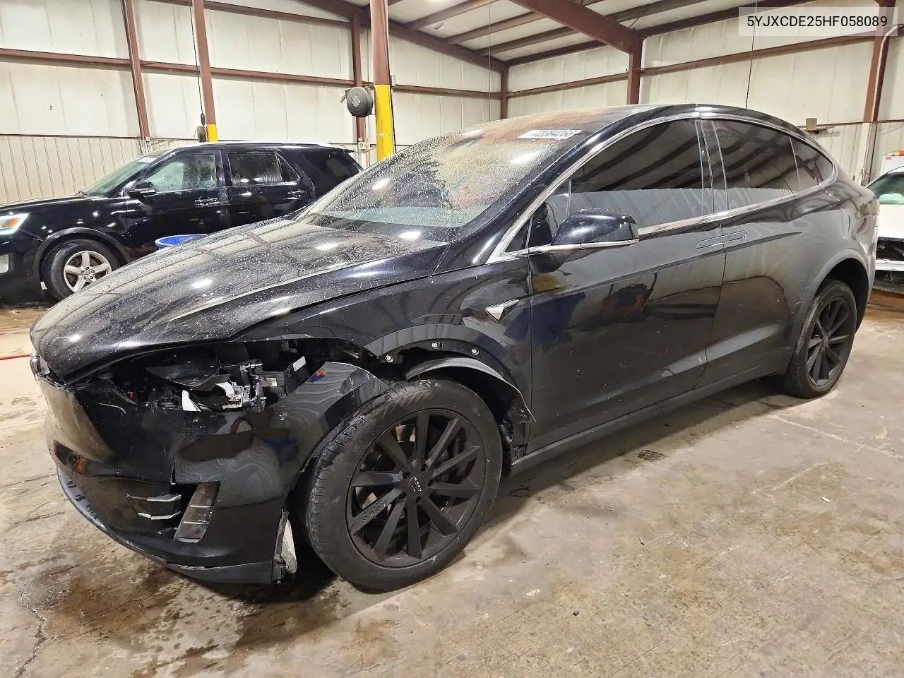 2017 Tesla Model X VIN 5YJXCDE25HF058089 фото 1