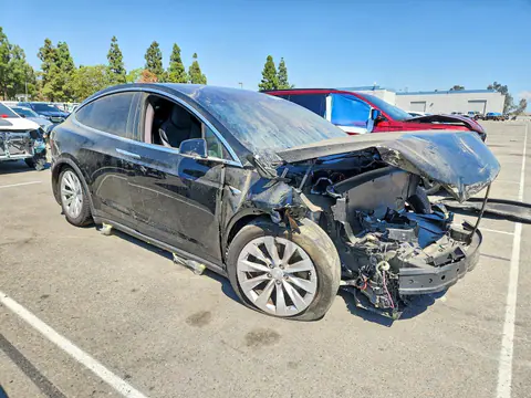 2018 Tesla MODEL X VIN 5YJXCBE26JF116009 фото 4