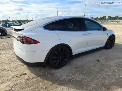 2018 Tesla Model X VIN 5YJXCAE22JF141144 фото 3