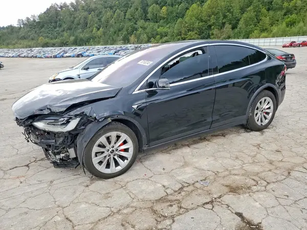 5YJXCDE4XKF205337 — 2019 Tesla Model X, Передняя часть (Front End), фото до ремонта