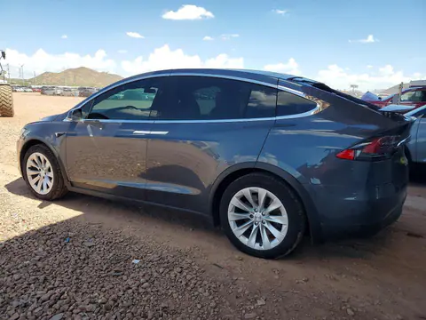 2021 Tesla MODEL X VIN 5YJXCDE28MF324179 фото 2