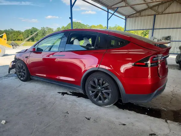 7SAXCBE52PF426826 — 2023 Tesla Model X, фото 2 с аукциона Copart 05.10.2026, Передняя часть