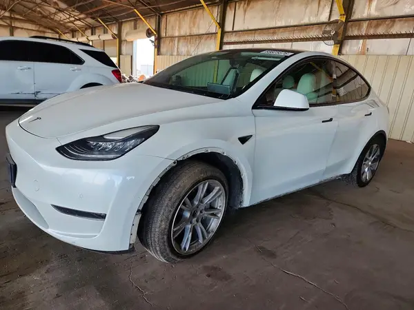 5YJYGDEE7LF023680 — 2020 Tesla Model Y, Передняя часть (Front End), фото до ремонта