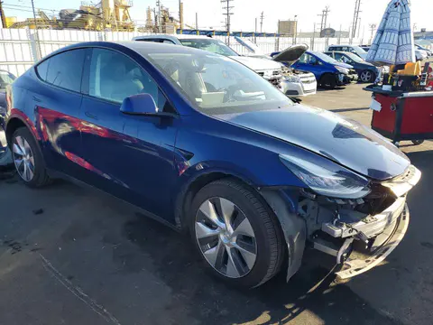2020 Tesla Model Y VIN 5YJYGDEE8LF053853 фото 4