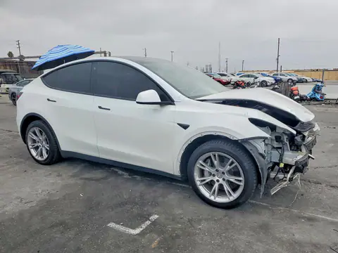 2020 Tesla Model Y VIN 5YJYGDEE2LF044999 фото 4