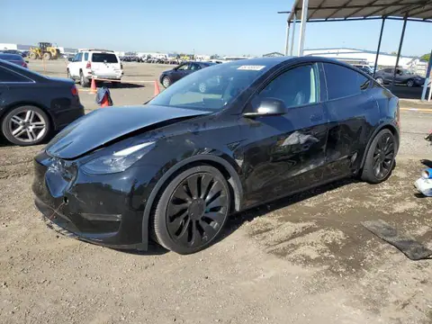5YJYGDEF6MF137101 — 2021 Tesla Model Y, Передняя часть (Front End), фото до ремонта