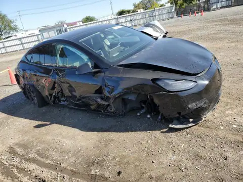 2021 TESLA MODEL Y VIN 5YJYGDEF6MF137101 фото 4