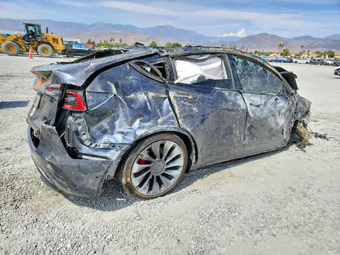 5YJYGDEF6MF272529 — 2021 Tesla Model Y, фото 3 с аукциона Copart 30.09.2026, Опрокидывание