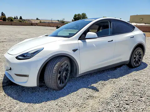 5YJYGDEE5MF285621 — 2021 Tesla Model Y, Передняя часть (Front End), фото до ремонта