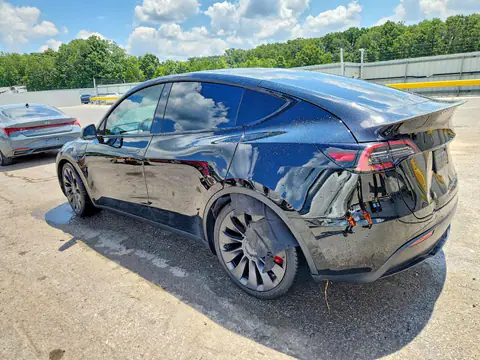 5YJYGDEFXMF301434 — 2021 Tesla Model Y, фото 2 с аукциона Copart 30.09.2026, Передняя часть