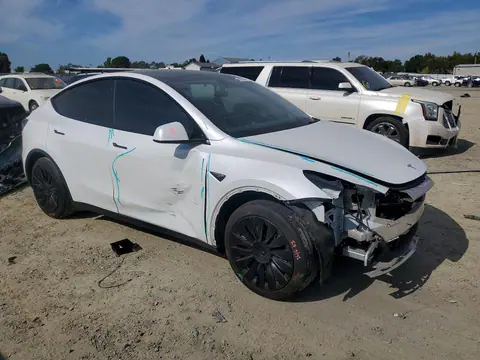 2021 Tesla Model Y VIN 5YJYGDED9MF109579 фото 4