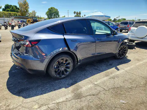 5YJYGDEE0MF149025 — 2021 Tesla Model Y, фото 3 с аукциона Copart 29.09.2026, Повреждения снизу