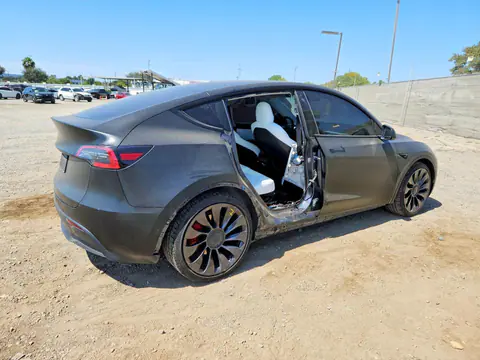 2021 Tesla Model Y VIN 5YJYGDEF7MF277657 фото 3