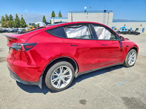 2021 Tesla Model Y VIN 5YJYGDEE7MF153637 фото 3