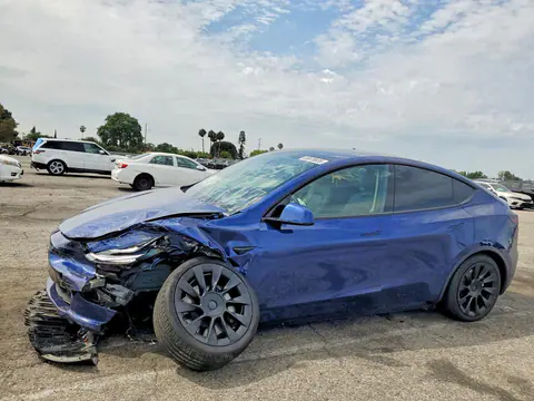 5YJYGDEEXMF241520 — 2021 Tesla Model Y, Передняя часть (Front End), фото до ремонта