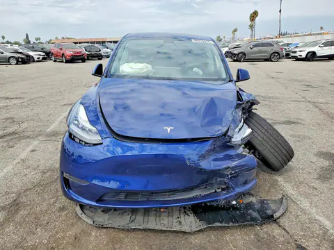 5YJYGDEEXMF241520 — 2021 Tesla Model Y, Передняя часть (Front End), фото до ремонта