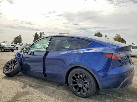2021 Tesla Model Y VIN 5YJYGDEEXMF241520 фото 2