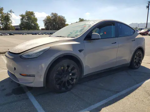 5YJYGDEE1MF239767 — 2021 Tesla Model Y, Подтопление (Water/Flood), фото до ремонта